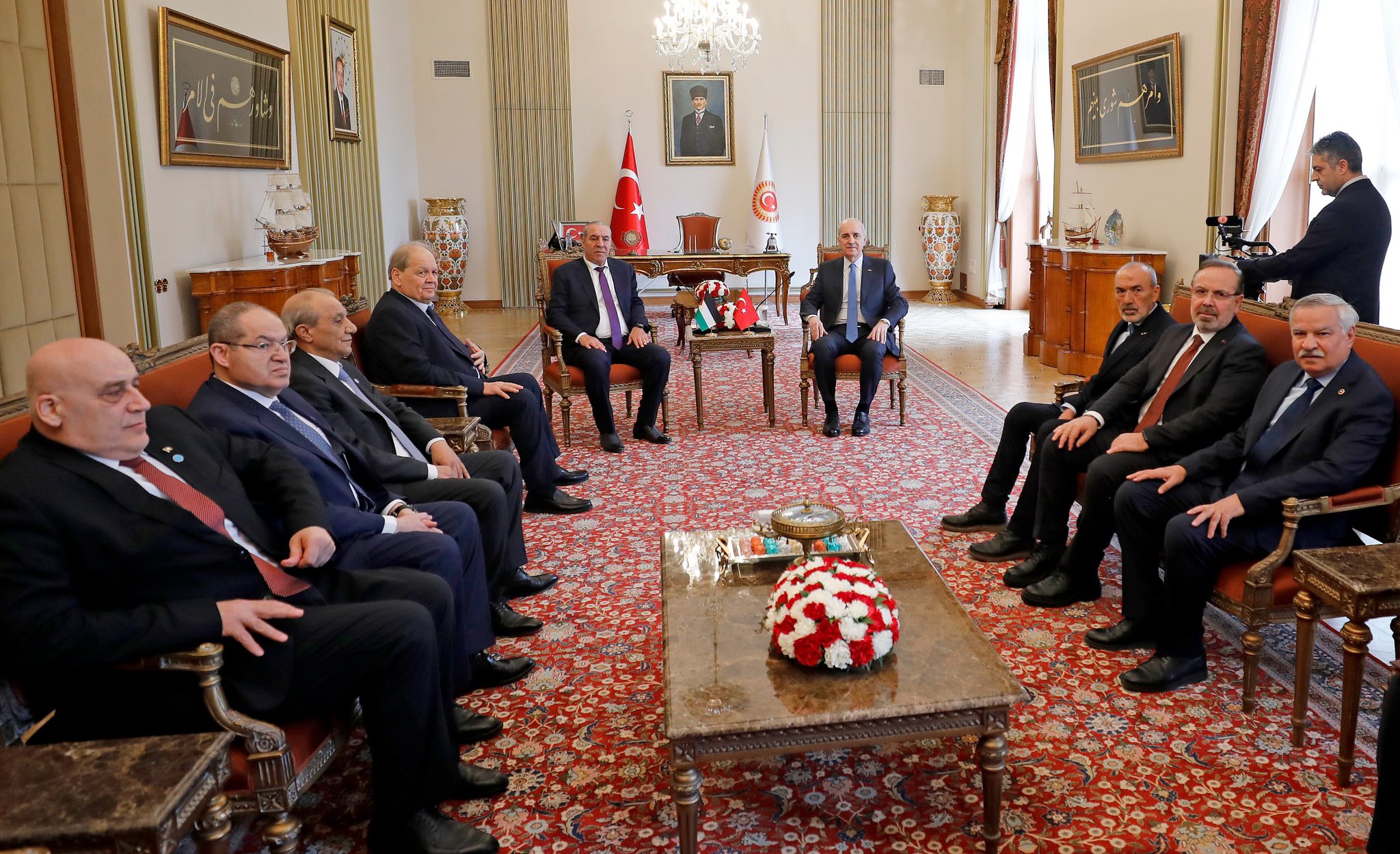 جانب من اللقاء